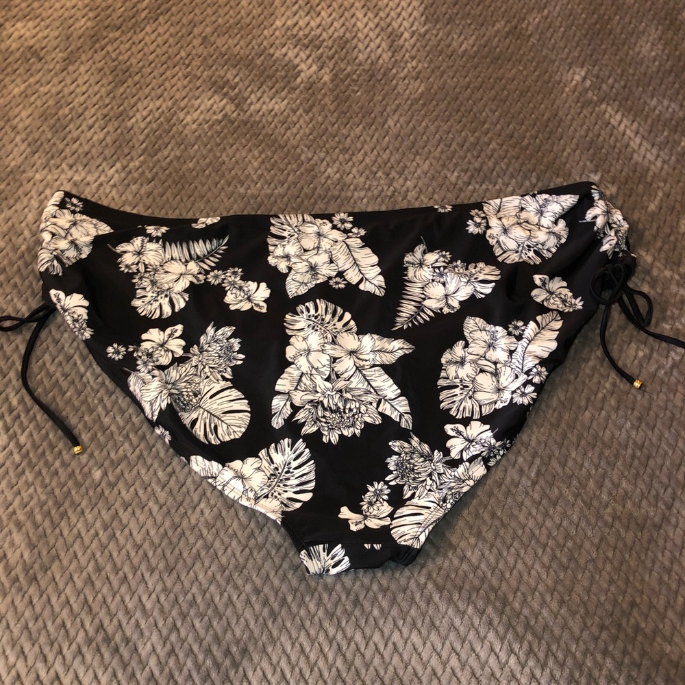 NWT Swim Bottom B1,MR - Picture 2 of 7